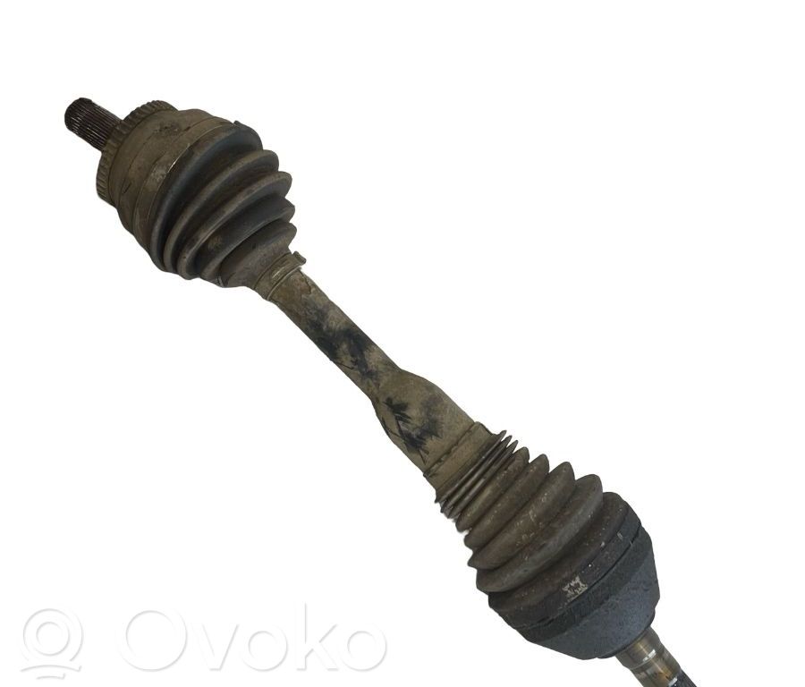 Front driveshaft   P30735885