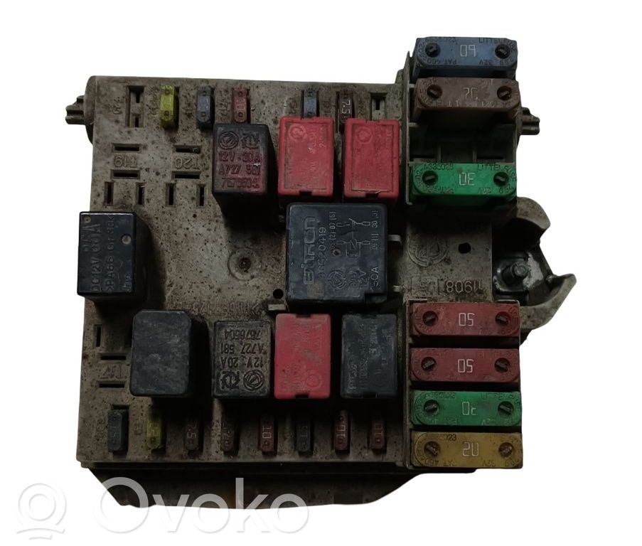 Fiat Stilo Módulo de fusible 