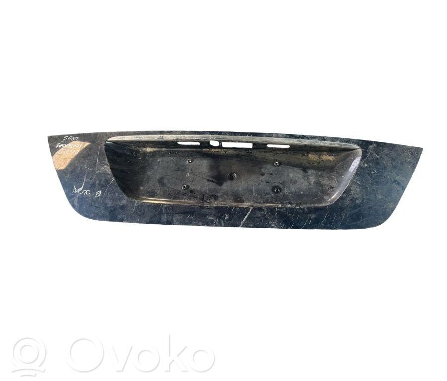 Tailgate trim   2117500237