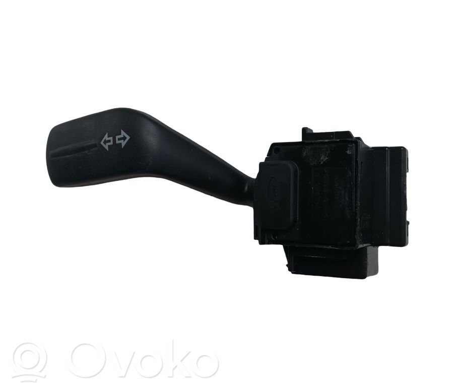 Commodo de clignotant   6C1T13335AA