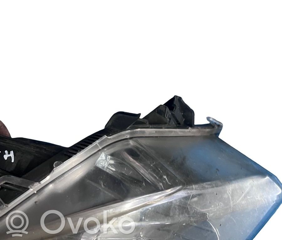 Opel Astra H Priekšējais lukturis 