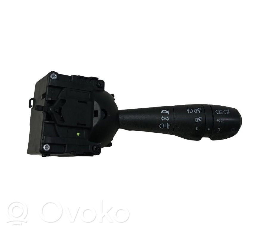 Dacia Logan II Indicator stalk 