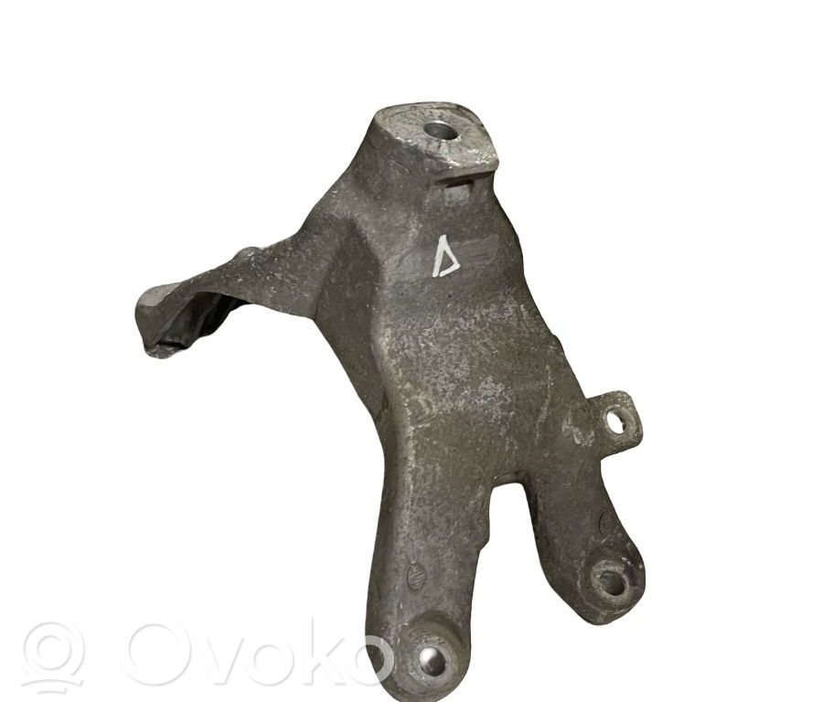 Engine mounting bracket   8K0199308BD