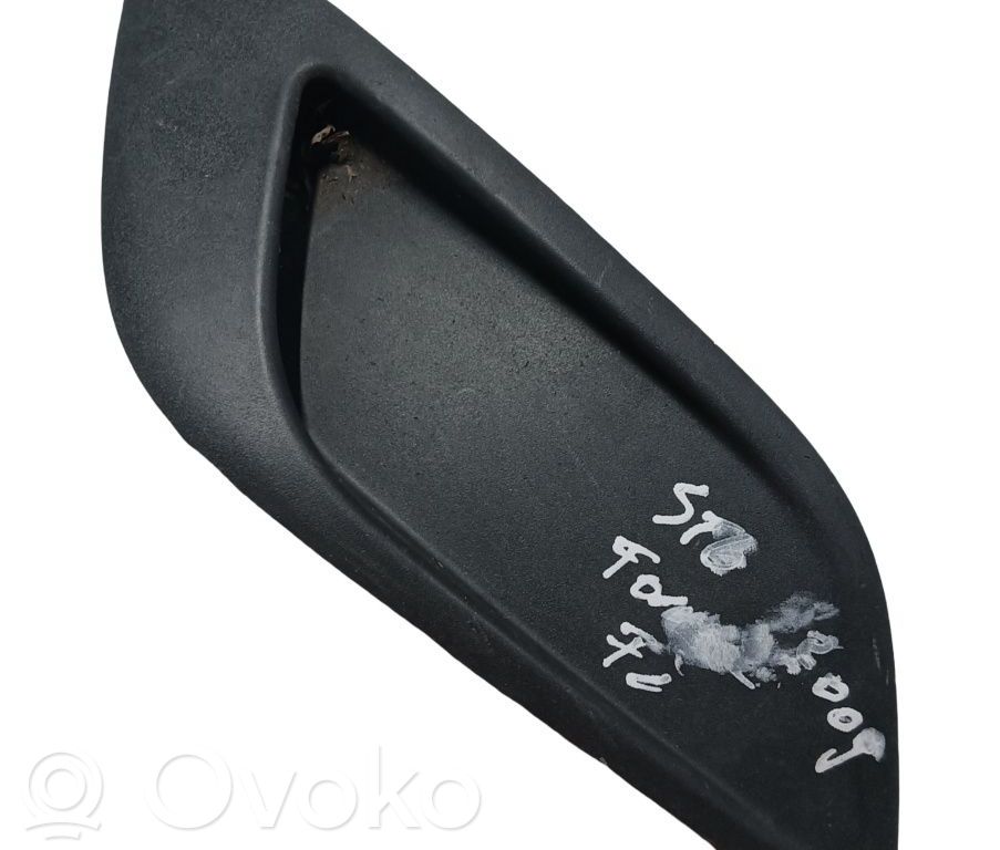 Etusumuvalon ritilä   1528561