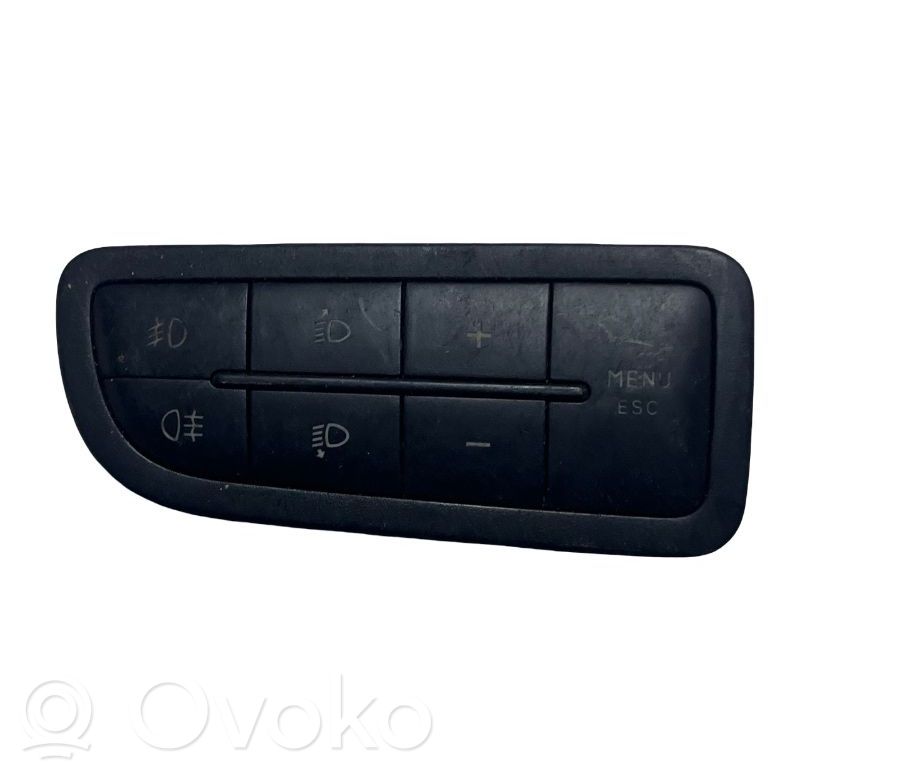 Headlight level height control switch   7354423220