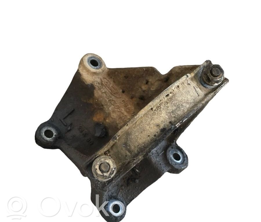 Ford Focus Driveshaft support bearing bracket 
