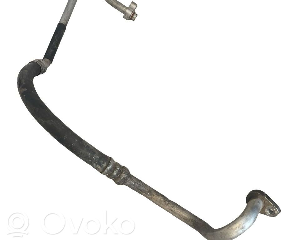 Ilmastointilaitteen putki (A/C)