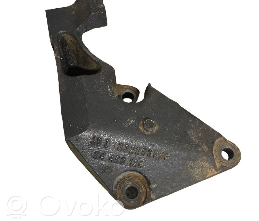 Engine mounting bracket   24463124
