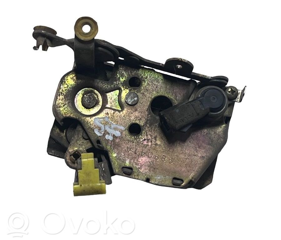 Front door lock   989041A