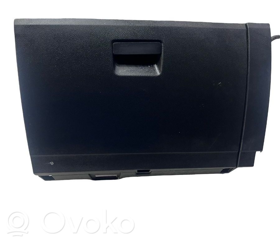 Guantera   6F1857103M