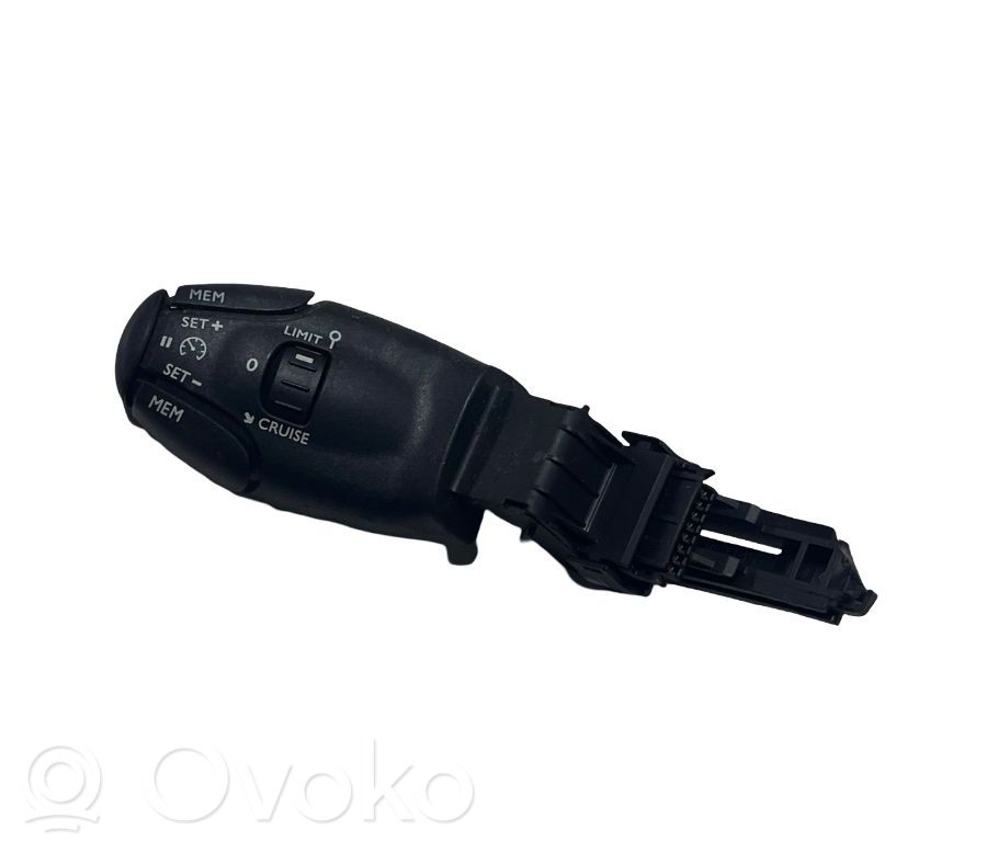Peugeot 308 Przełącznik / Przycisk kierownicy 