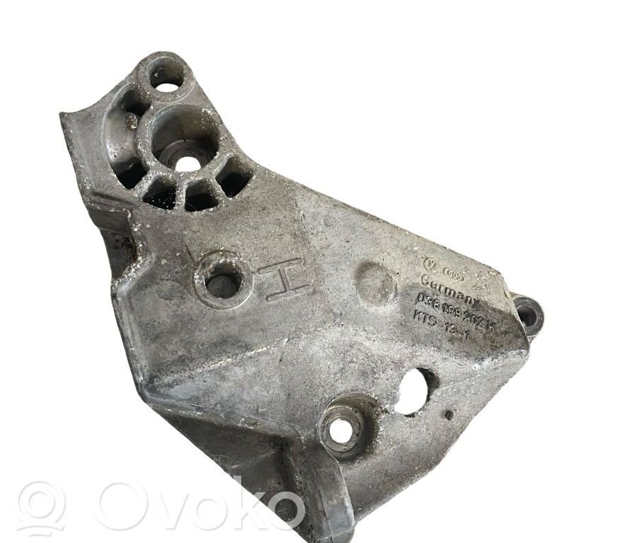 Volkswagen Golf IV Engine mount bracket 