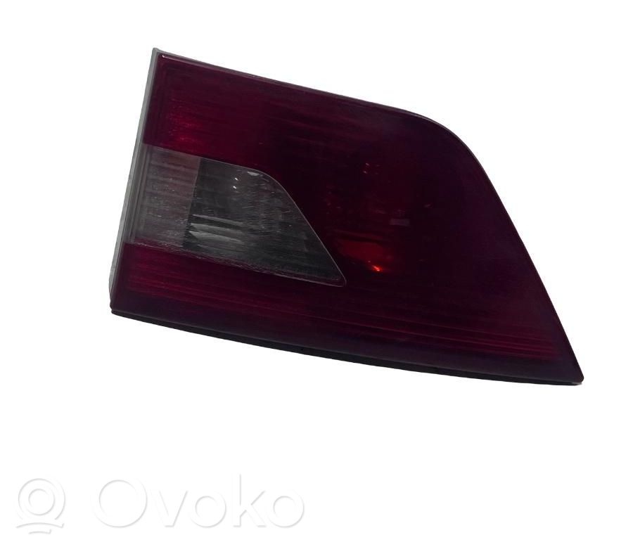 Takaluukun takavalot   761002