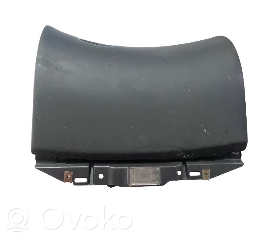 Glove box   8650374