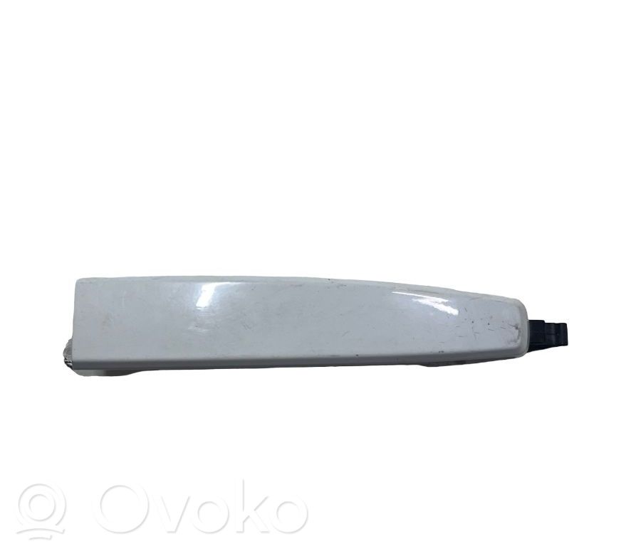 Manecilla externa puerta delantera   13500026