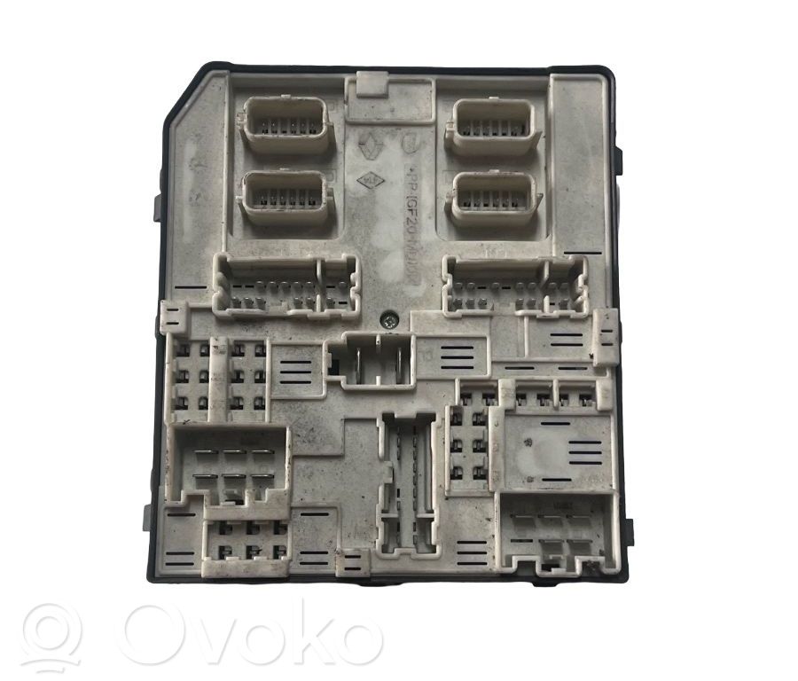Módulo de fusible   284B68764R
