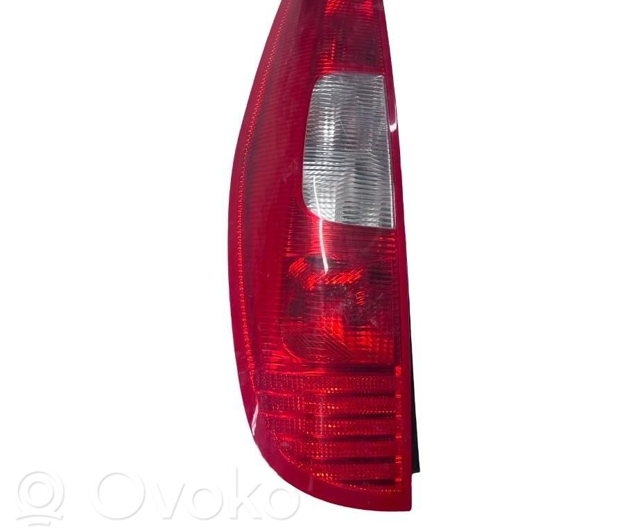 Takavalot   8330A233