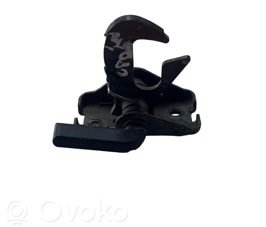 Serrure de capot   8V0823480