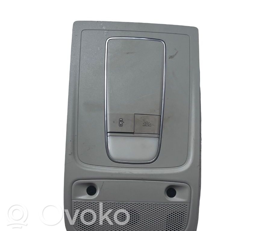 Front seat light   8V0951177