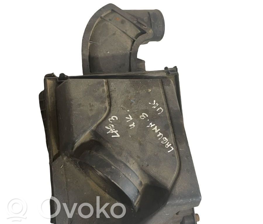 Air filter box   8200545836