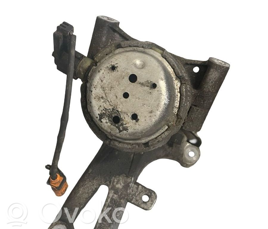 Engine mount bracket   4G0199308E