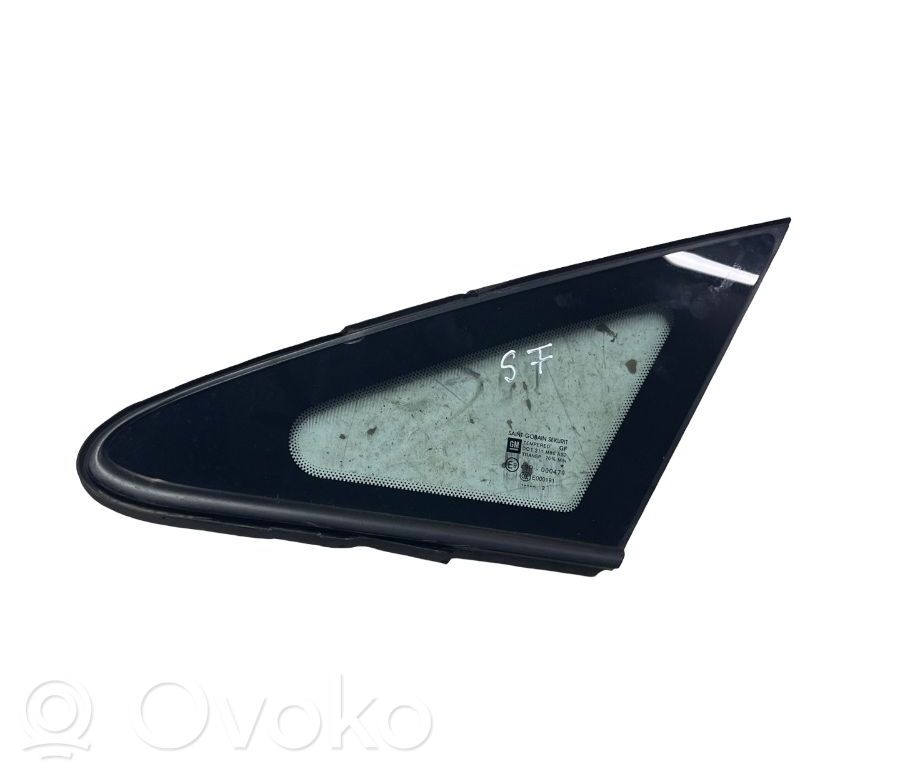 Opel Corsa D Front triangle window/glass 