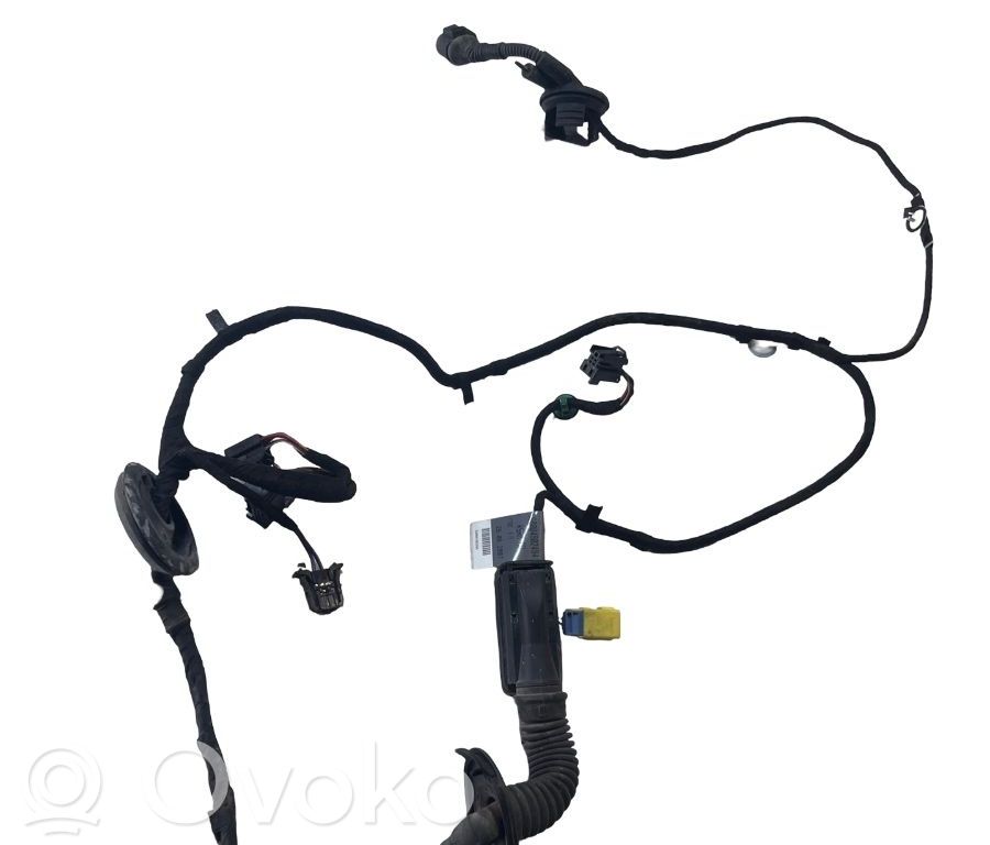 Front door cable line   8T0971030
