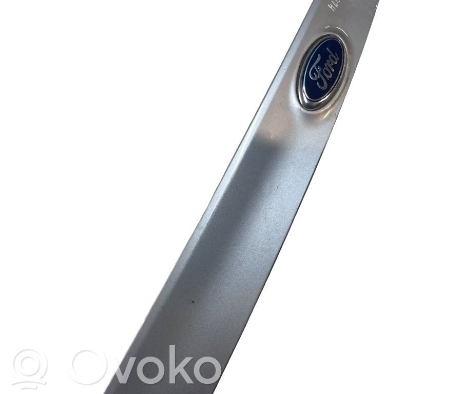 Moldura de la puerta trasera   BM51A43404AEW