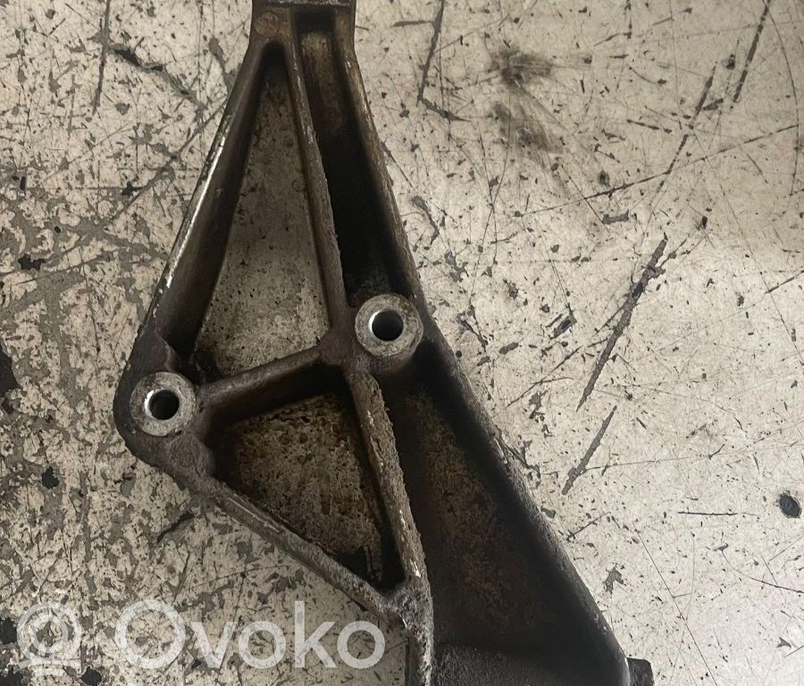 Power steering pump mounting bracket   068145515A