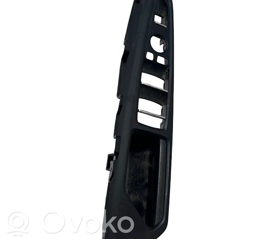 Electric window control switch   15P311103