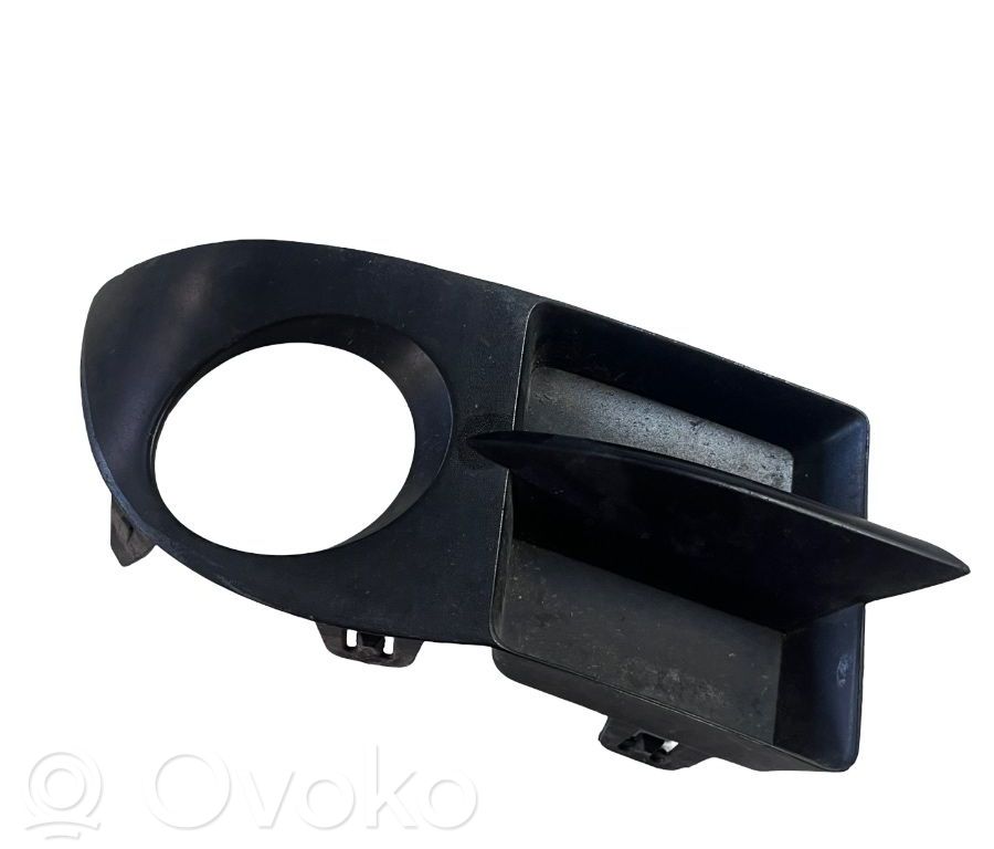 Renault Clio II Mascherina/griglia fendinebbia anteriore 