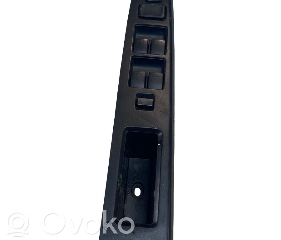 Elektrisko logu slēdzis   CC64684L6D02