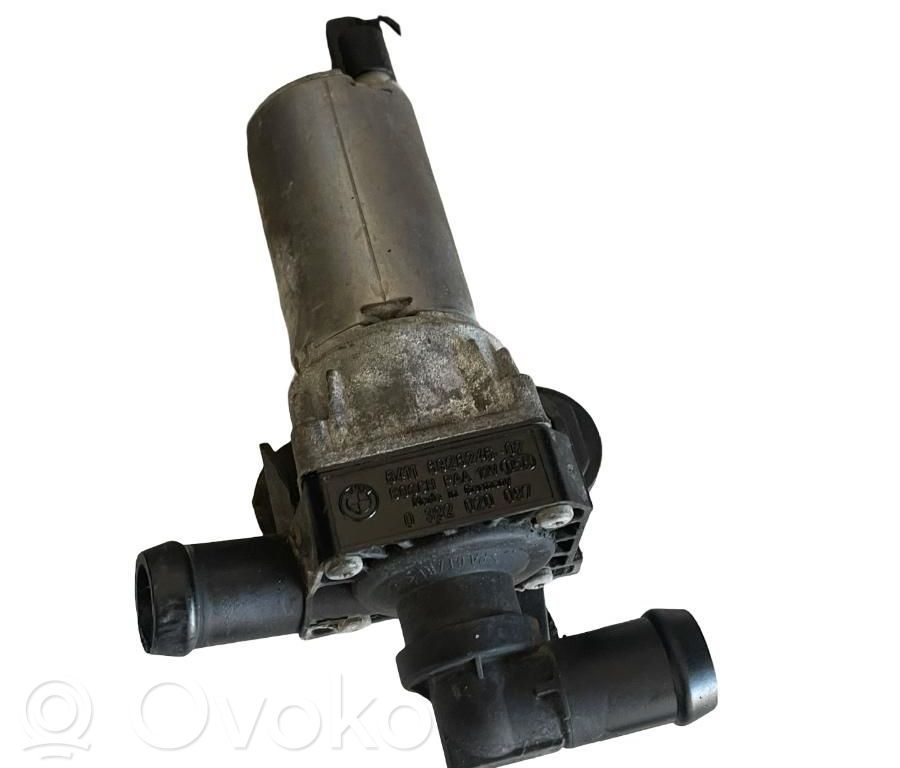 Zusatzwasserpumpe   6928246