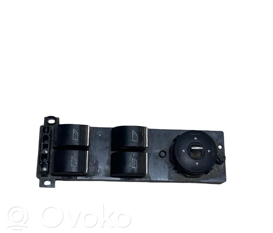 Schalter el. Fensterheber   8M5T14A132AC
