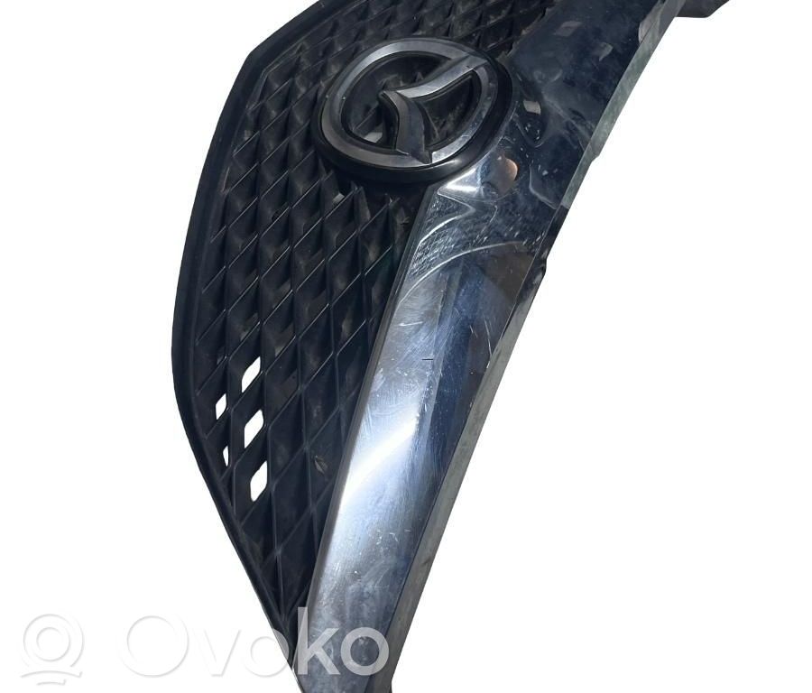 Rejilla delantera   GJ6A50712