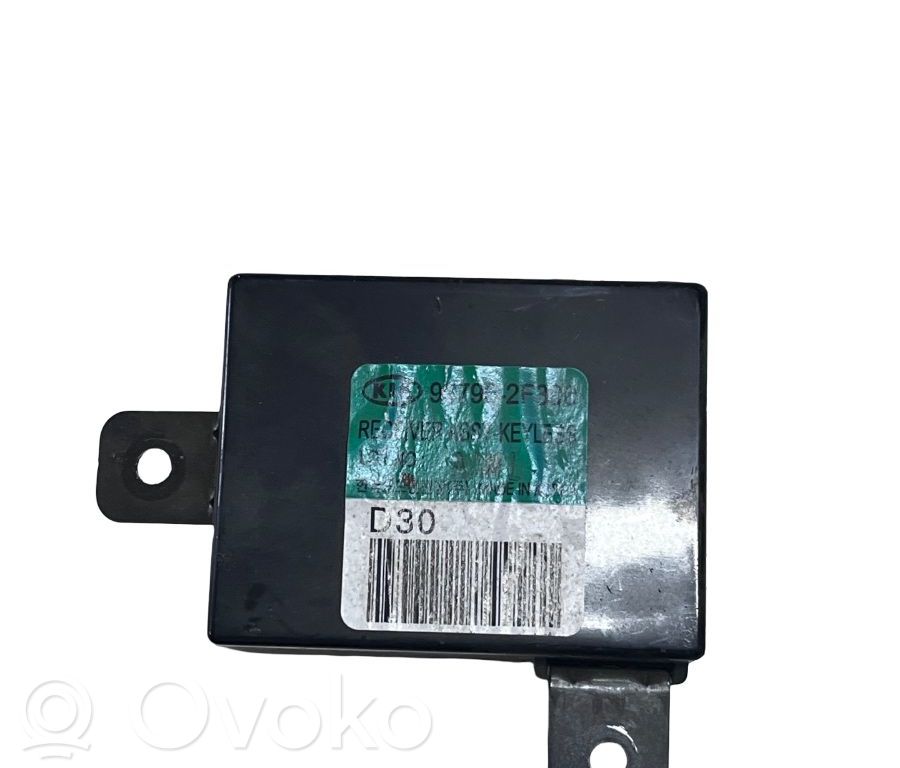 KIA Cerato Amplificator antenă aeriană 