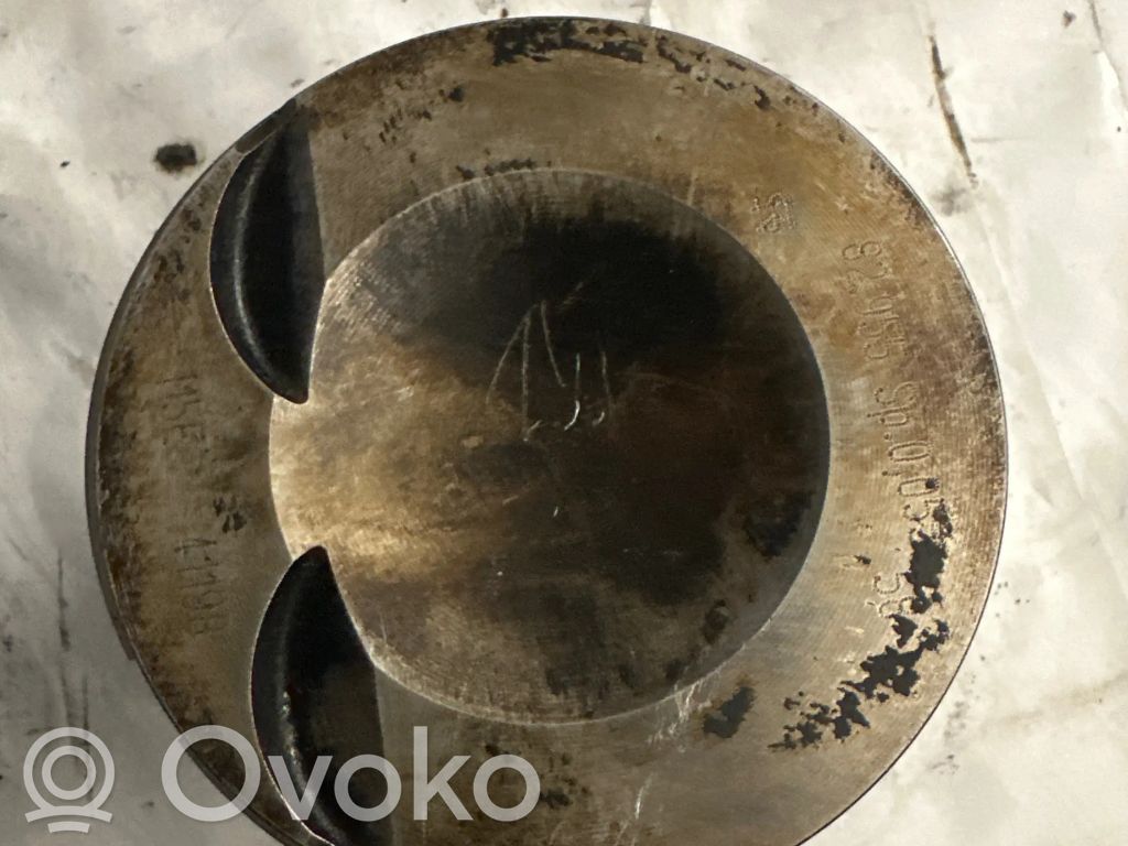 Piston   82955,15E,41198,CCZ