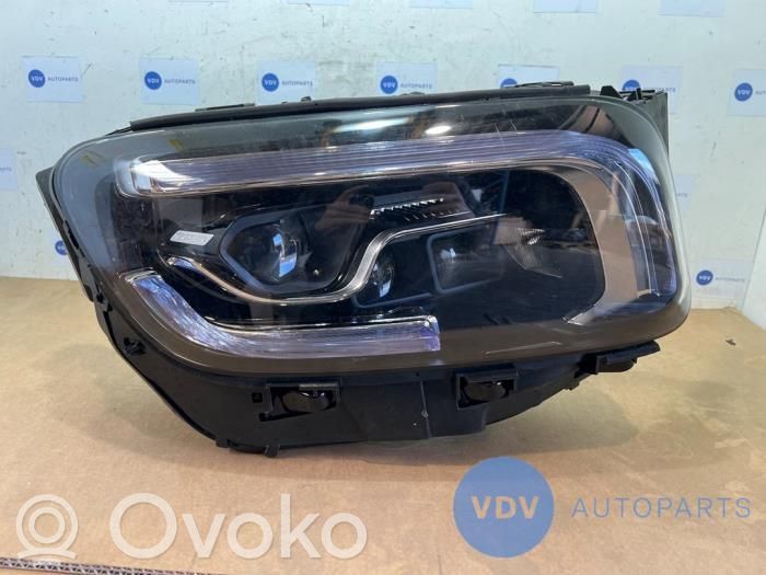 Mercedes-Benz GLB X247 Lampa przednia 