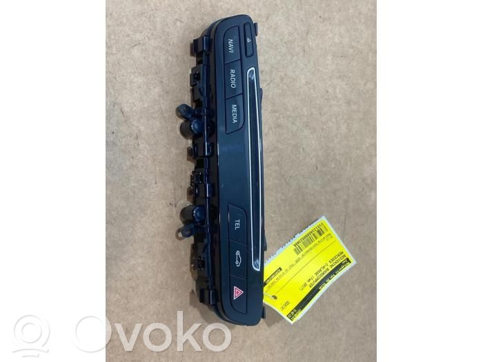 Mercedes-Benz C W205 Unidad central de control multimedia 