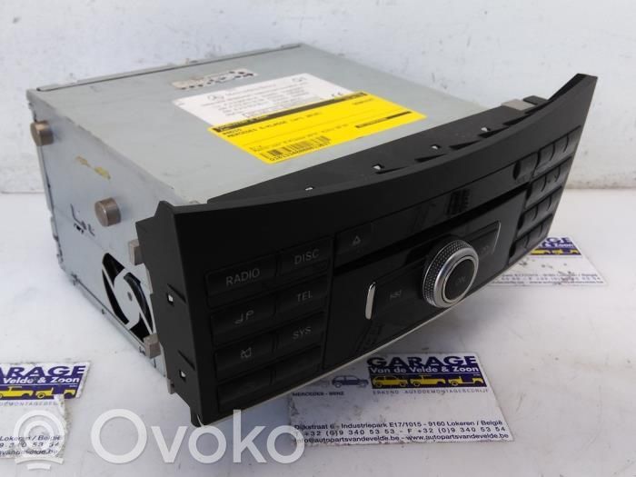 Mercedes-Benz E W212 Unitate principală radio/CD/DVD/GPS 