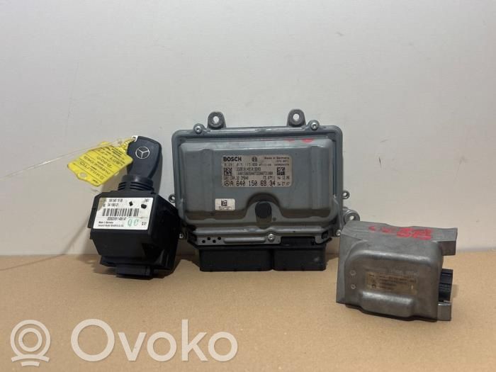 Mercedes-Benz B W245 Engine control unit/module 