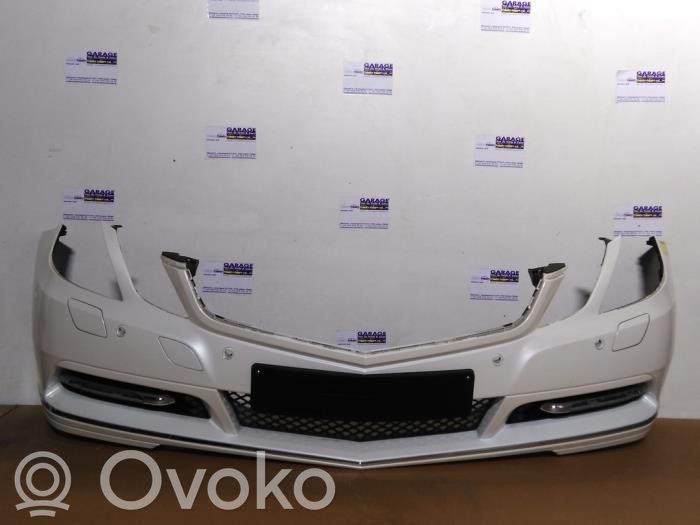 Mercedes-Benz E C207 W207 Parachoques delantero 
