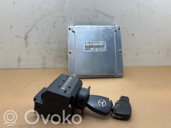 Mercedes-Benz C W203 Komputer / Sterownik ECU i komplet kluczy 