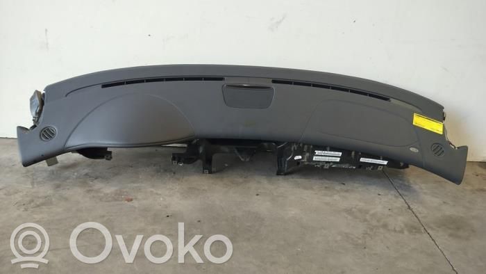 Mercedes-Benz CLS C219 Bord 