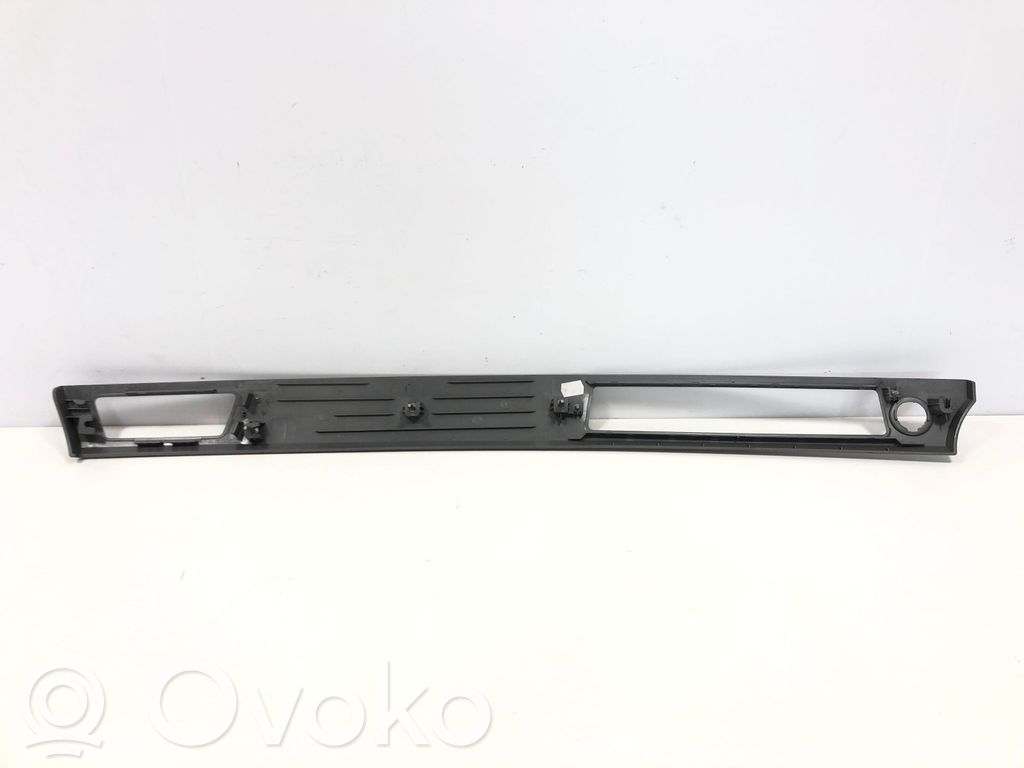 BMW 3 E90 E91 Ramka schowka deski rozdzielczej 