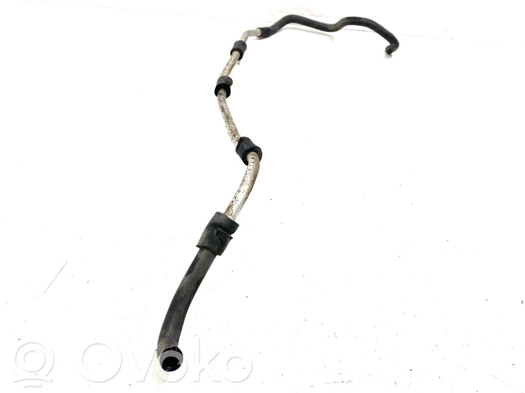 KIA Sorento Engine coolant pipe/hose 