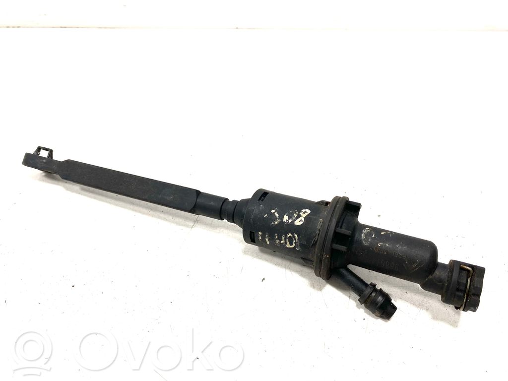 Peugeot 308 Clutch master cylinder 
