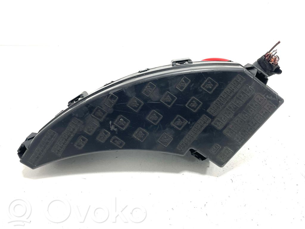 Jaguar S-Type Fuse module 