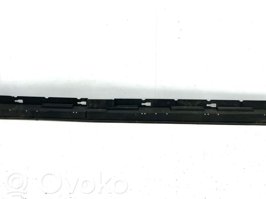 Mazda CX-7 Pastiprinimas slenksčio 