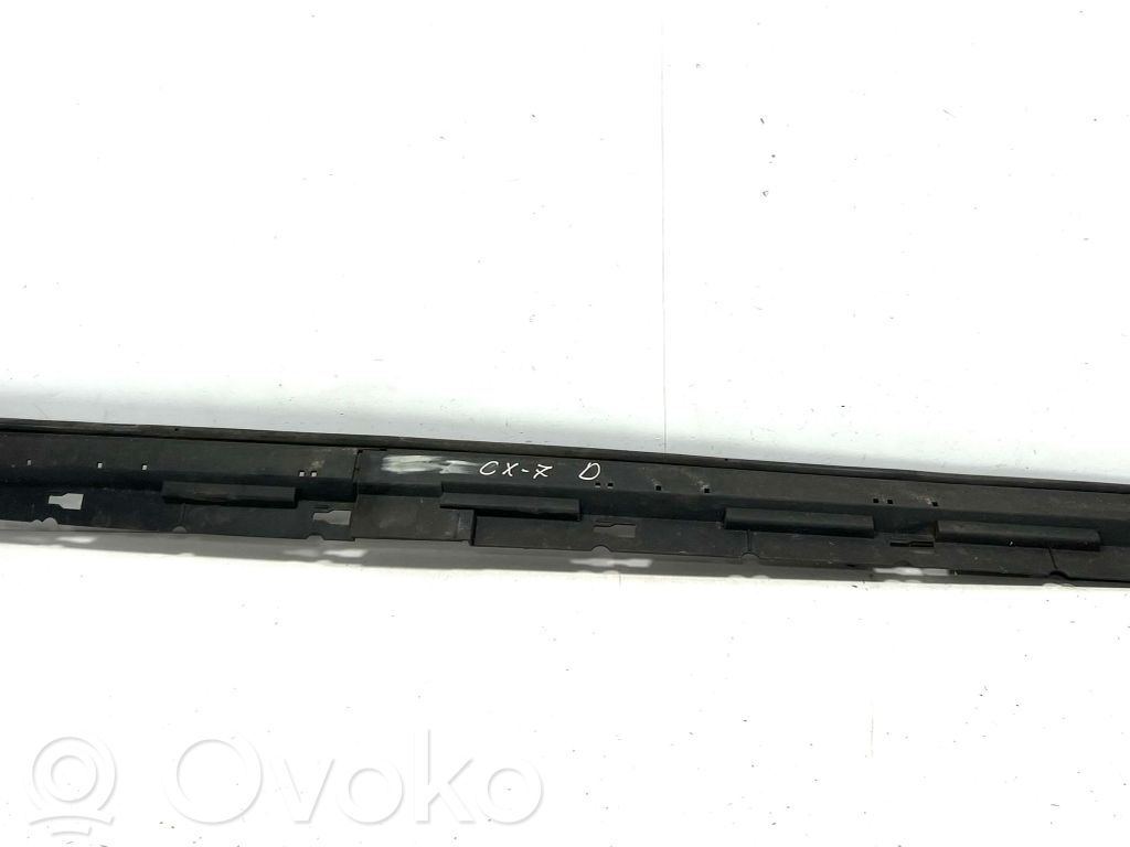Mazda CX-7 Sill supporting ledge 